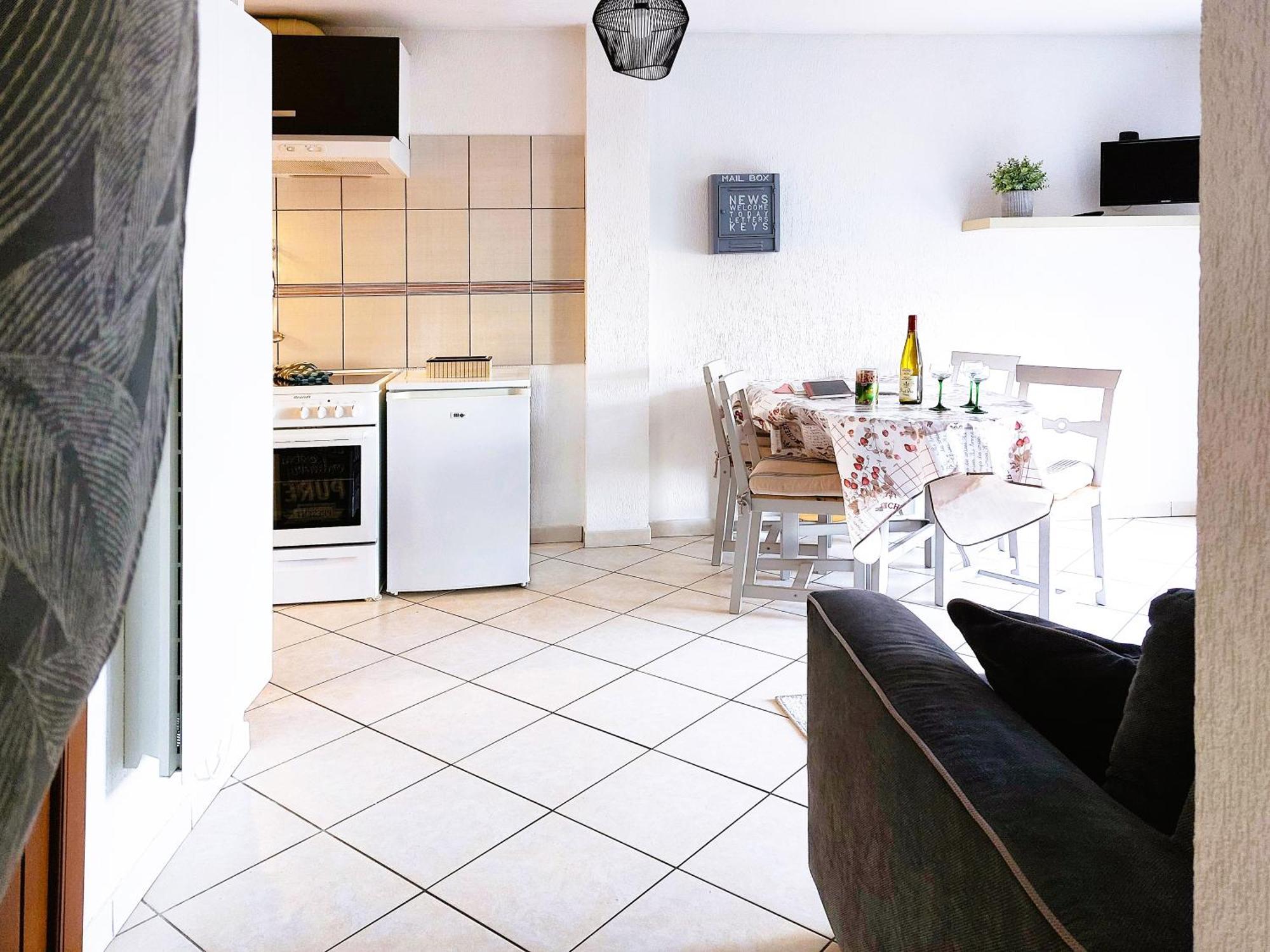 Le Cocon Appart Avec Parking Prive & Terrasse Sainte-Croix-en-Plaine Dış mekan fotoğraf